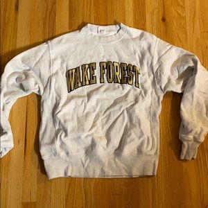 Wake Forest University Sweatshirt (M) Embroidered!